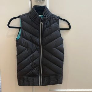 Ivivva vest size 6